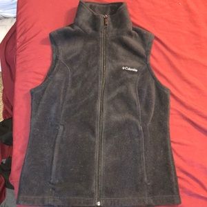 Black women’s Columbia vest